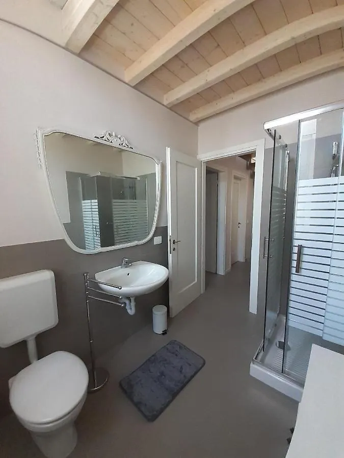 فندق مبيت وإفطار رافيننا Al N.10 Bnb