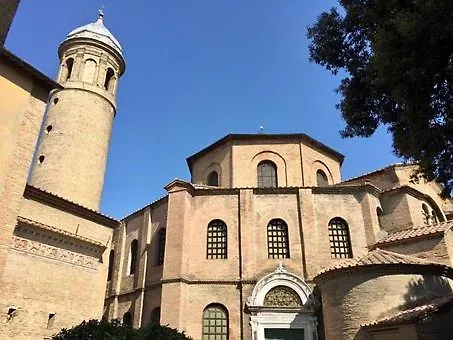 Al N.10 Bnb Ravenna 0*,  Italy